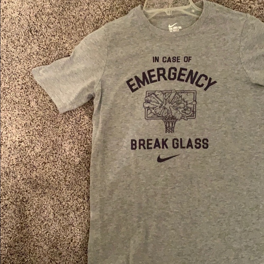 Nike grey T-shirt